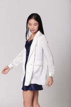 Load image into Gallery viewer, Anaphe Blazers White Ultra Light Weight Silk Blazer
